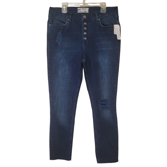 Free People Destroyed Reagan Dark Wash 5 Button Front Jeans - Size 31 - NWT - Picture 3 of 12